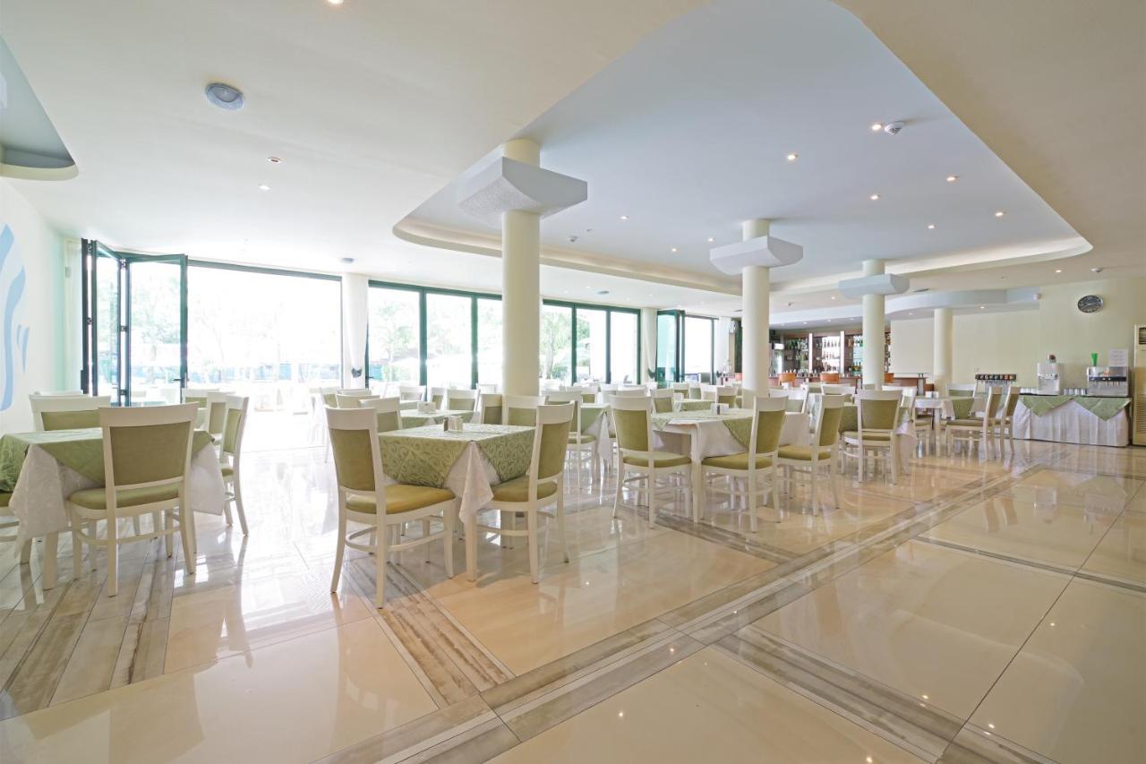 Perla Plaza Hotel 프리모르스코 외부 사진