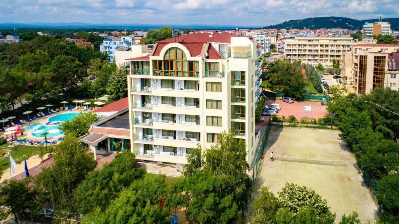 Perla Plaza Hotel 프리모르스코 외부 사진